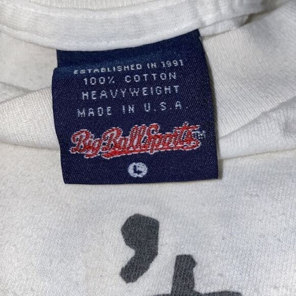 Dont Send A Man Graphic Soccer T-Shirt Womens L Big Ball Sports 100% Cotton Whit - Picture 5 of 5